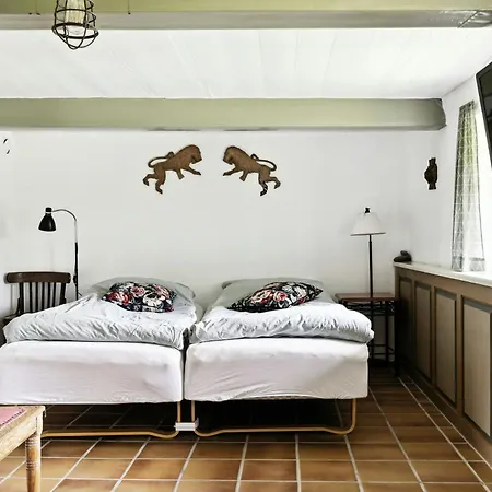 Holiday home Unique Summer House With Seaweed Roof On