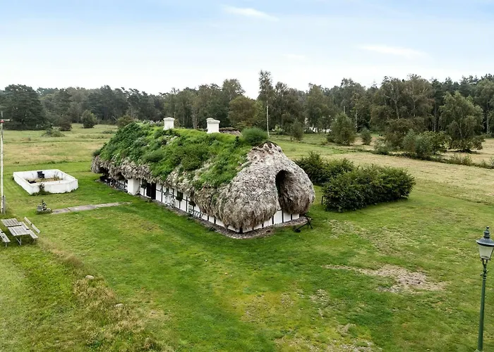 Unique Summer House With Seaweed Roof On Дом отдыха Laeso